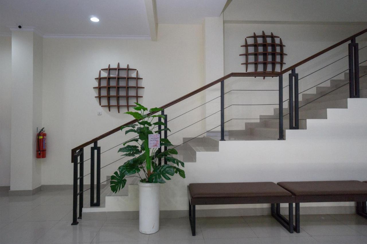 Collection O Yogyakarta Near Jalan Malioboro Formerly Alena Residence Jogjakarta Buitenkant foto